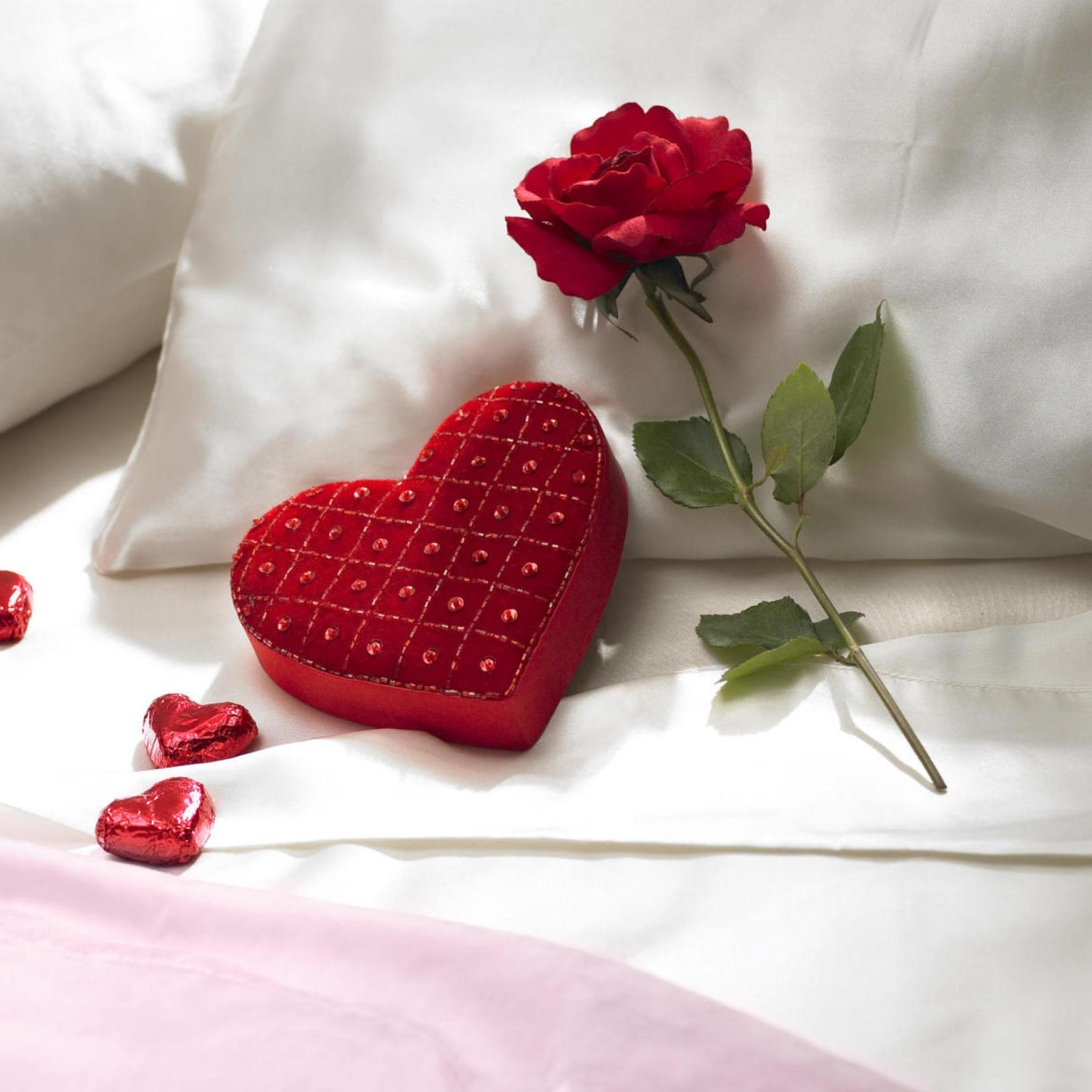 Пс тебя люблю онлайне. Сердечко для любимого. Романтические цветы. Романтичные сердечки. Розы сердечком.