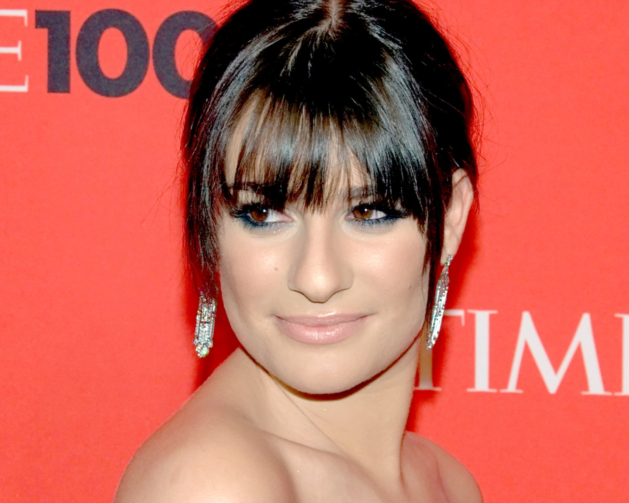 Lea Michele screenshot #1 1280x1024