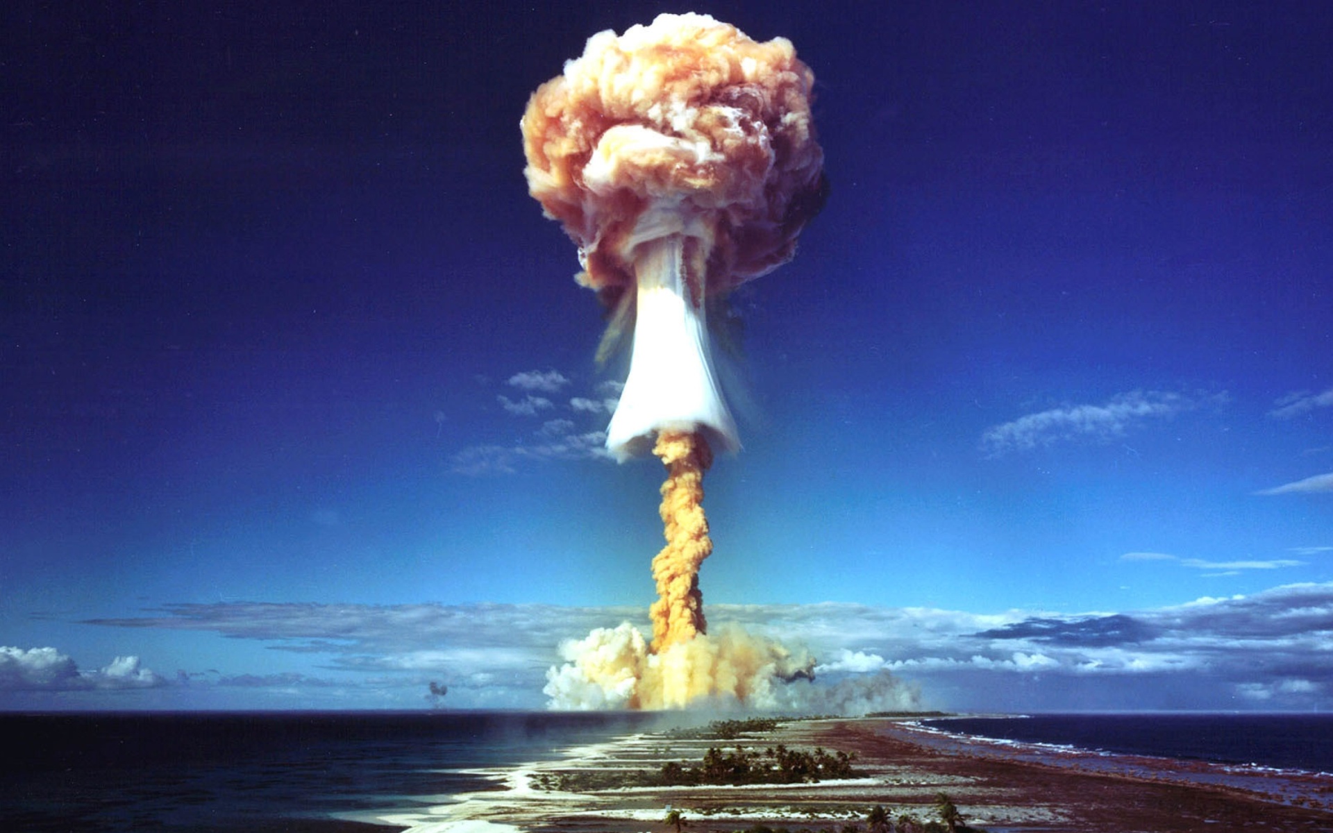 Nuclear Explosion wallpaper 1920x1200