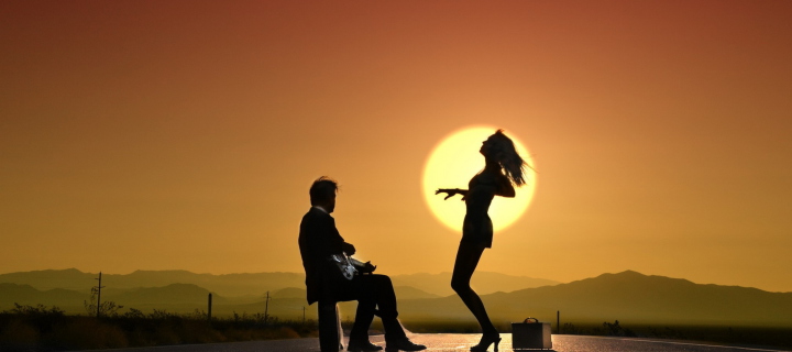 Silhouettes At Sunset wallpaper 720x320