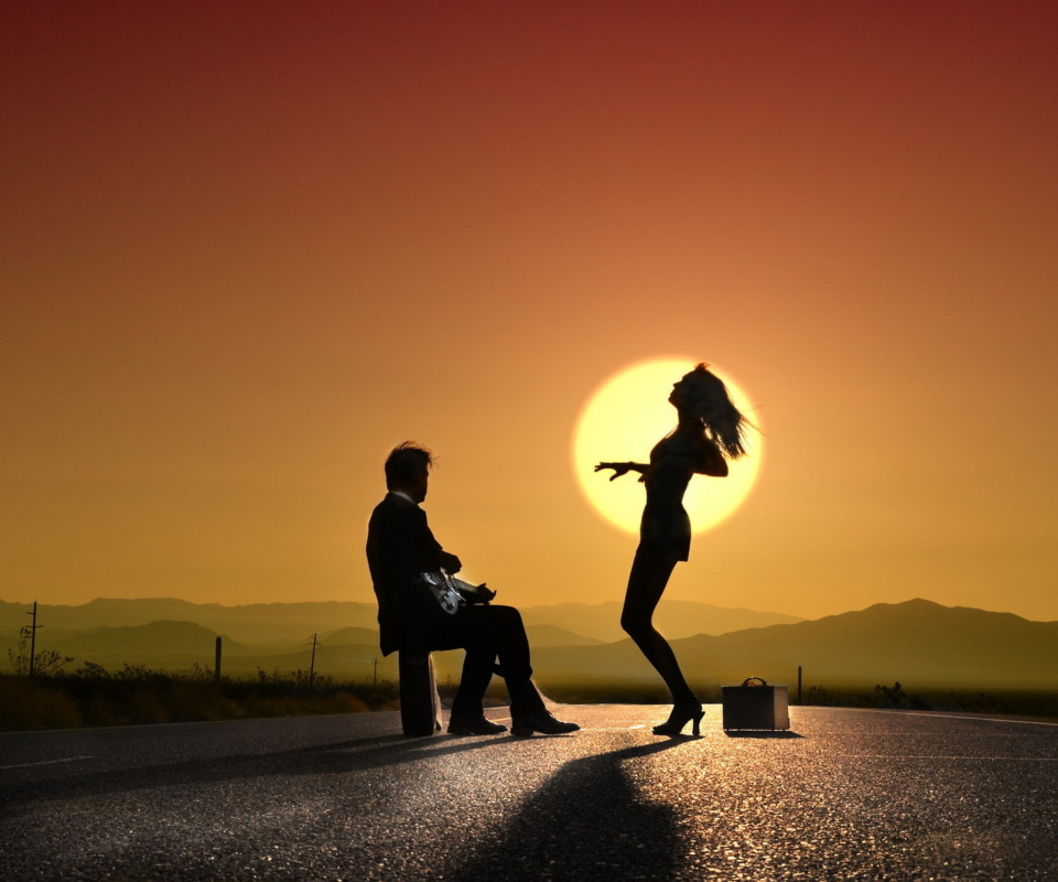 Silhouettes At Sunset screenshot #1 960x800