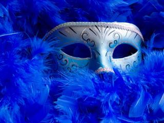 Mask And Feathers wallpaper 320x240