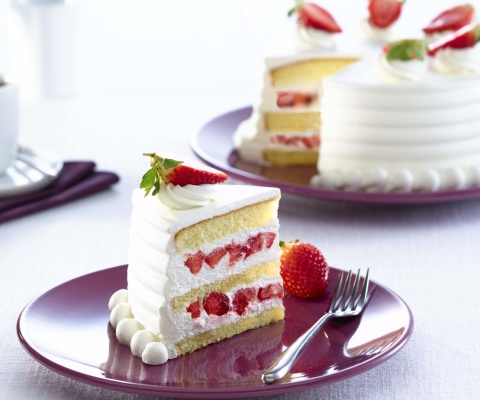 Sfondi Fresh Strawberry Cake 480x400