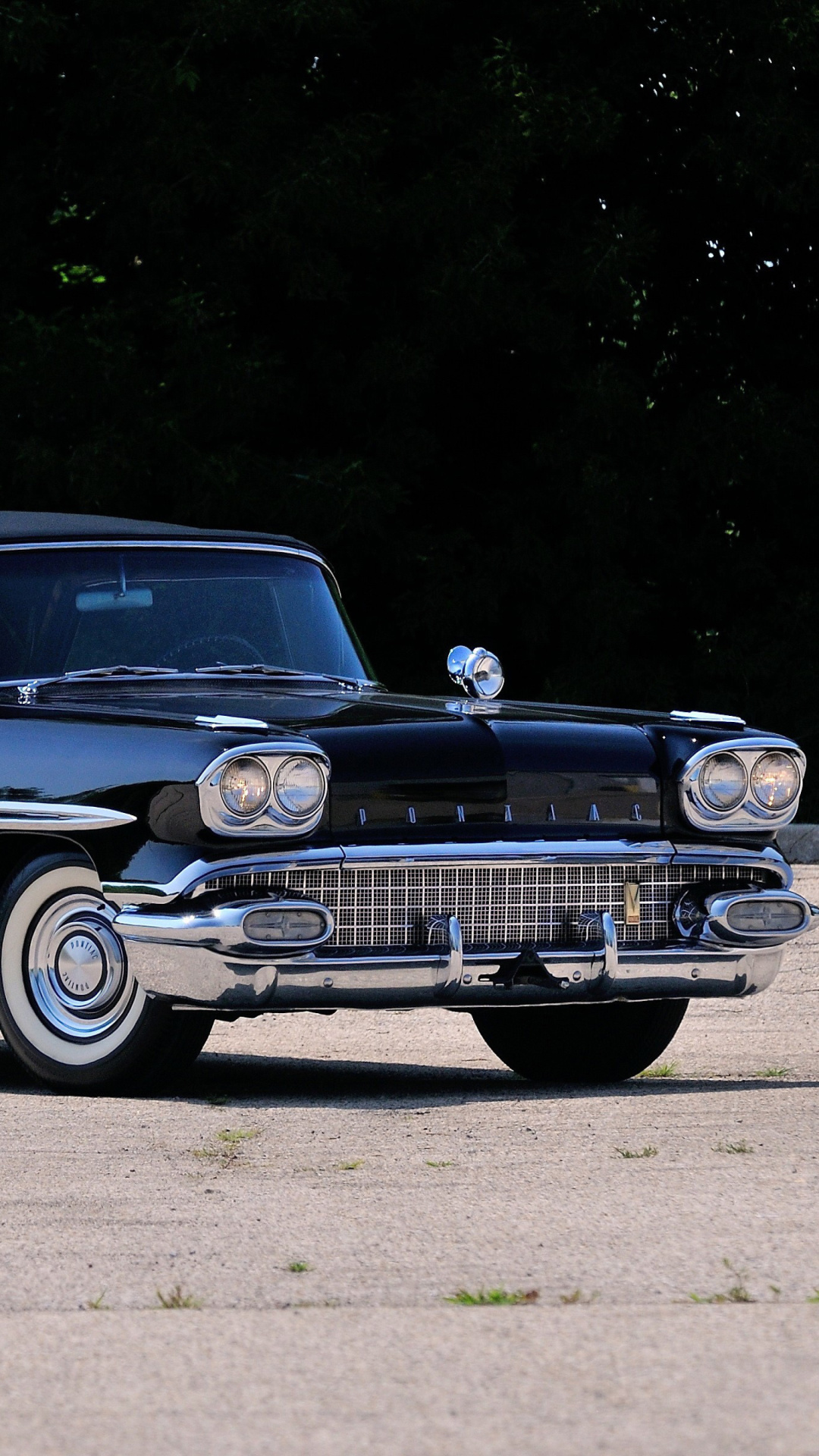 Обои 1958 Pontiac Chieftain 1080x1920
