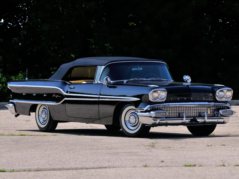Обои 1958 Pontiac Chieftain 800x600