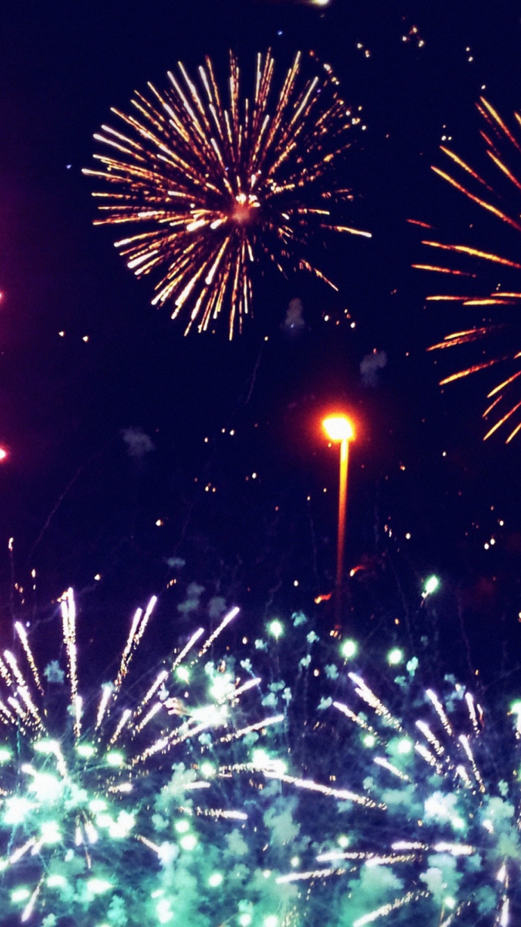 Sfondi Fireworks 750x1334