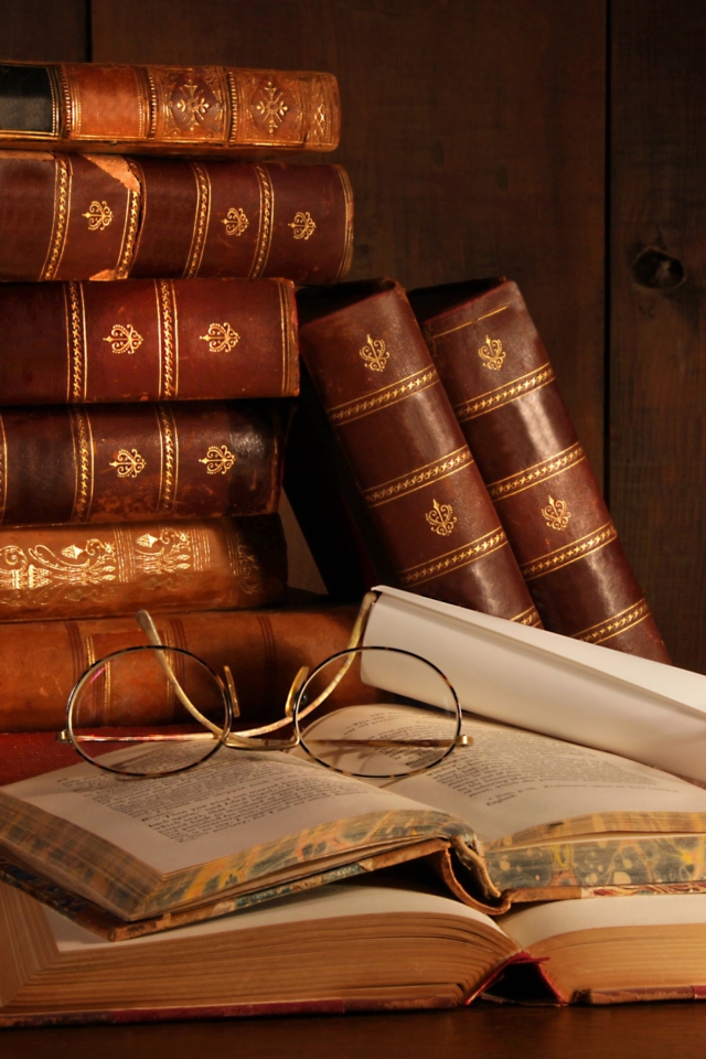 Books wallpaper 640x960