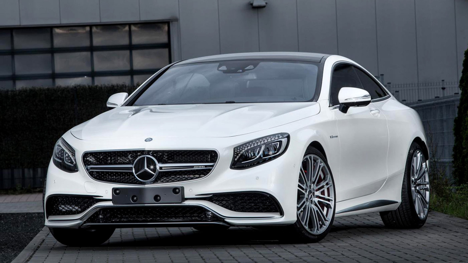 Fondo de pantalla Mercedes-Benz S63 AMG 1600x900