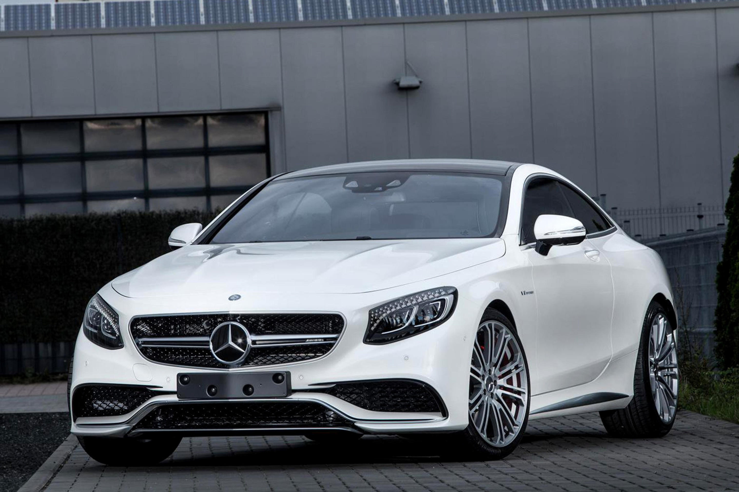 Fondo de pantalla Mercedes-Benz S63 AMG 2880x1920