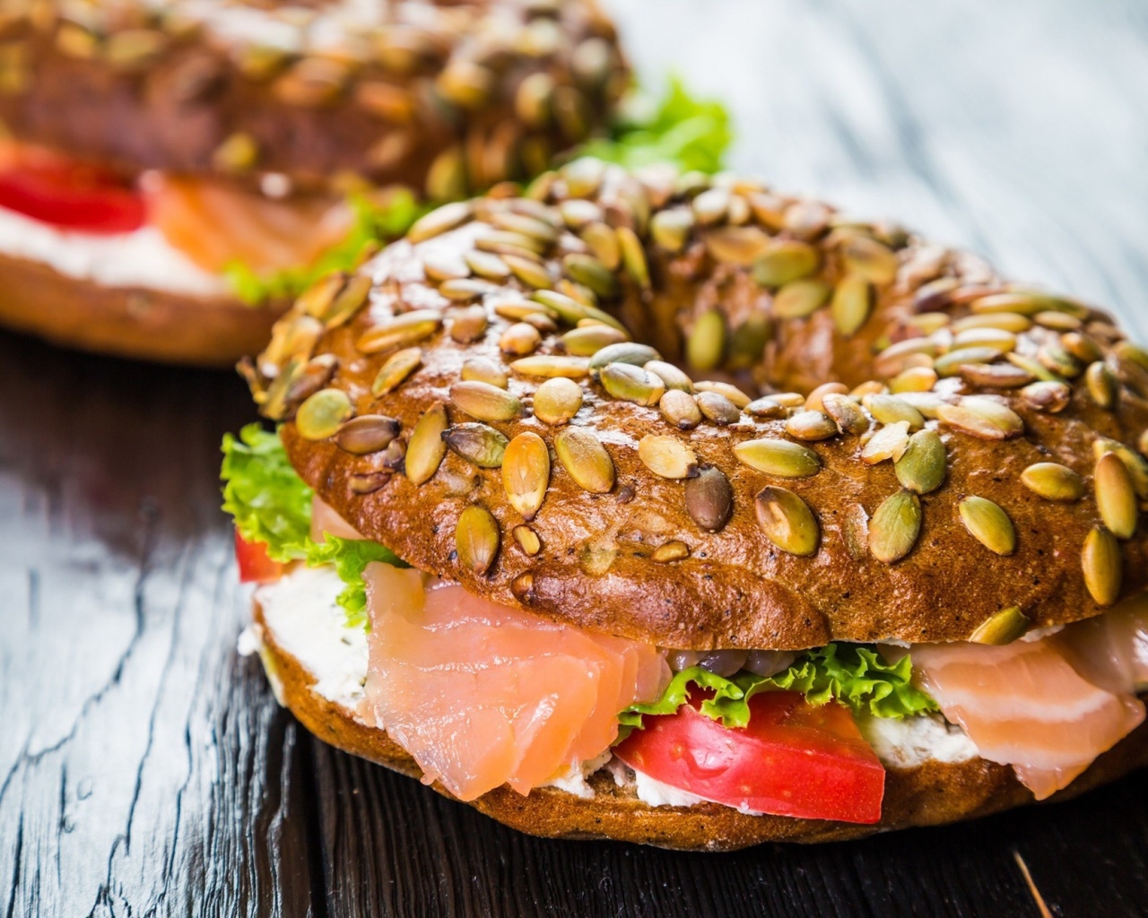 Fondo de pantalla Bagel with Salmon 1280x1024