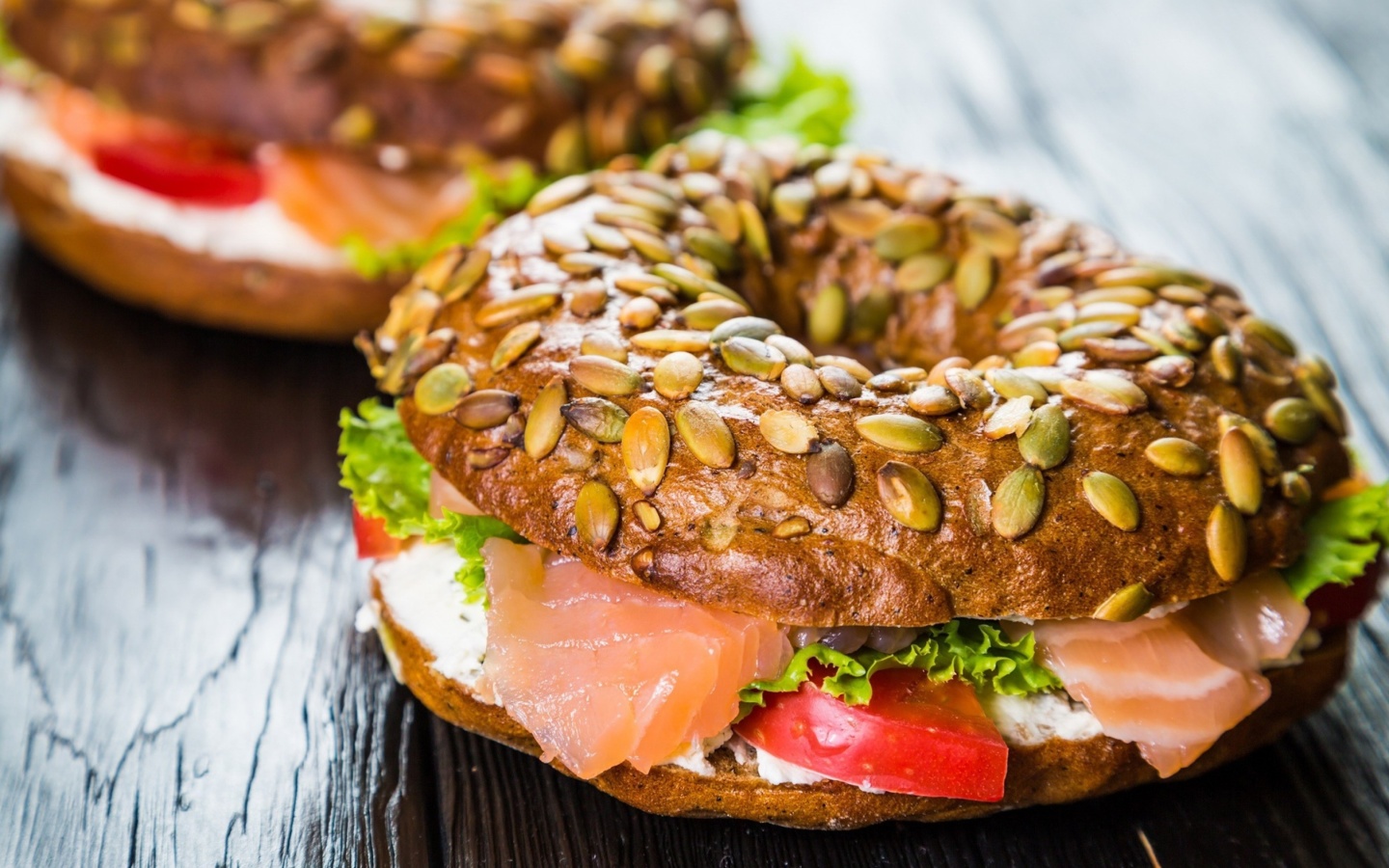 Bagel with Salmon wallpaper 1440x900