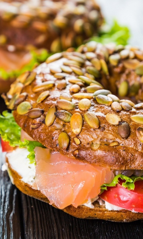 Bagel with Salmon wallpaper 480x800