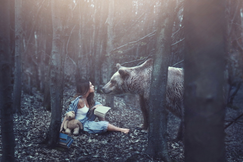 Das Girl And Two Bears In Forest By Rosie Hardy Photographer Wallpaper 480x320