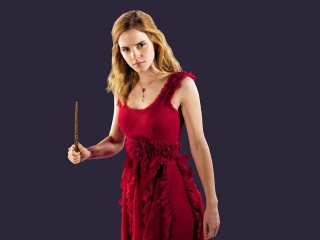 Обои Emma Watson In Red Dress 320x240