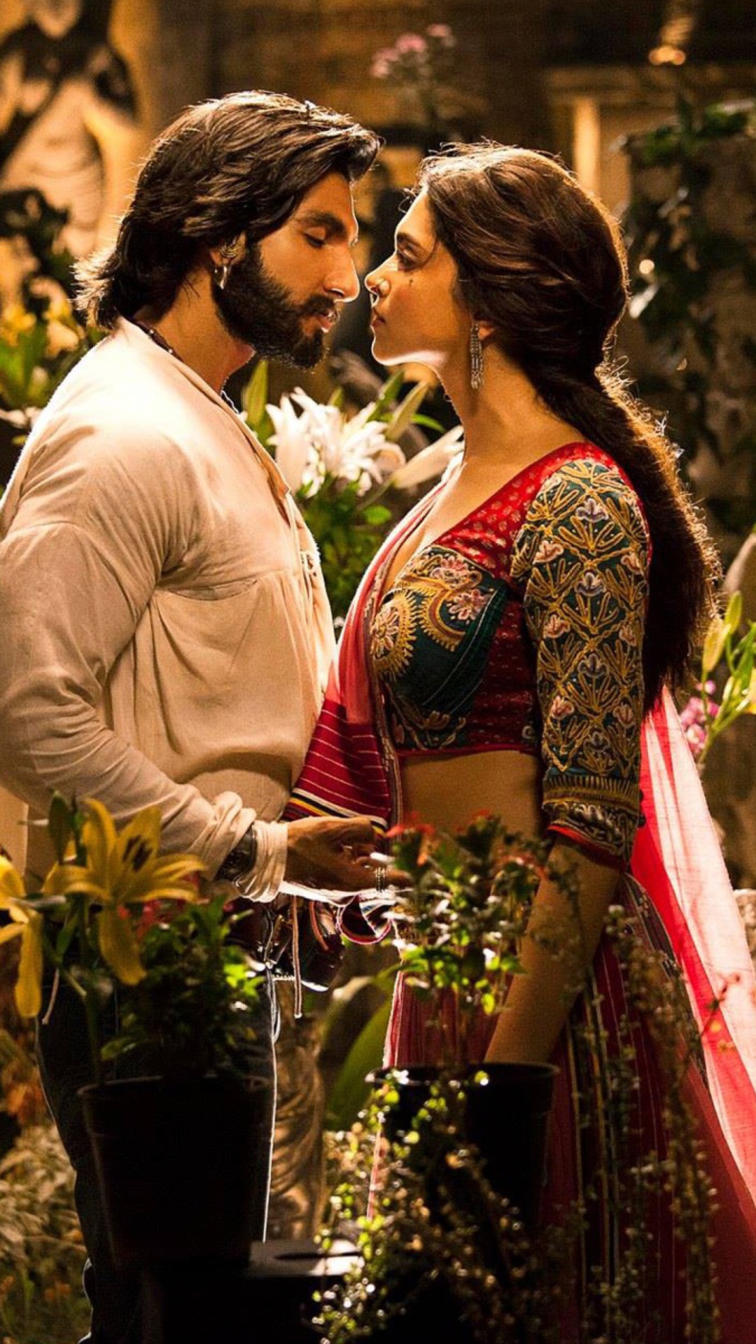 Ranveer Deepika In Ram Leela screenshot #1 1080x1920