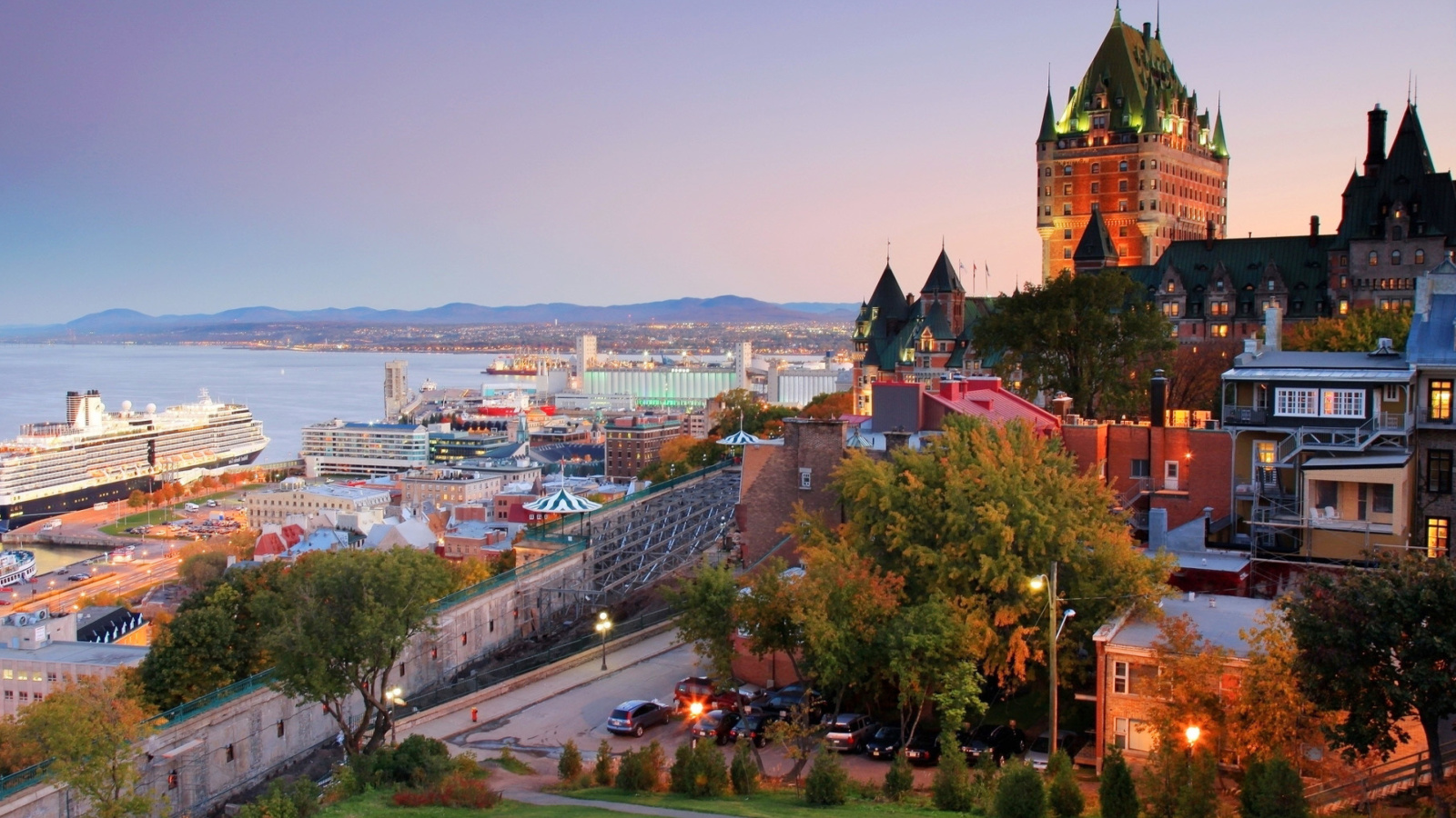 Обои Quebec City and Port 1600x900