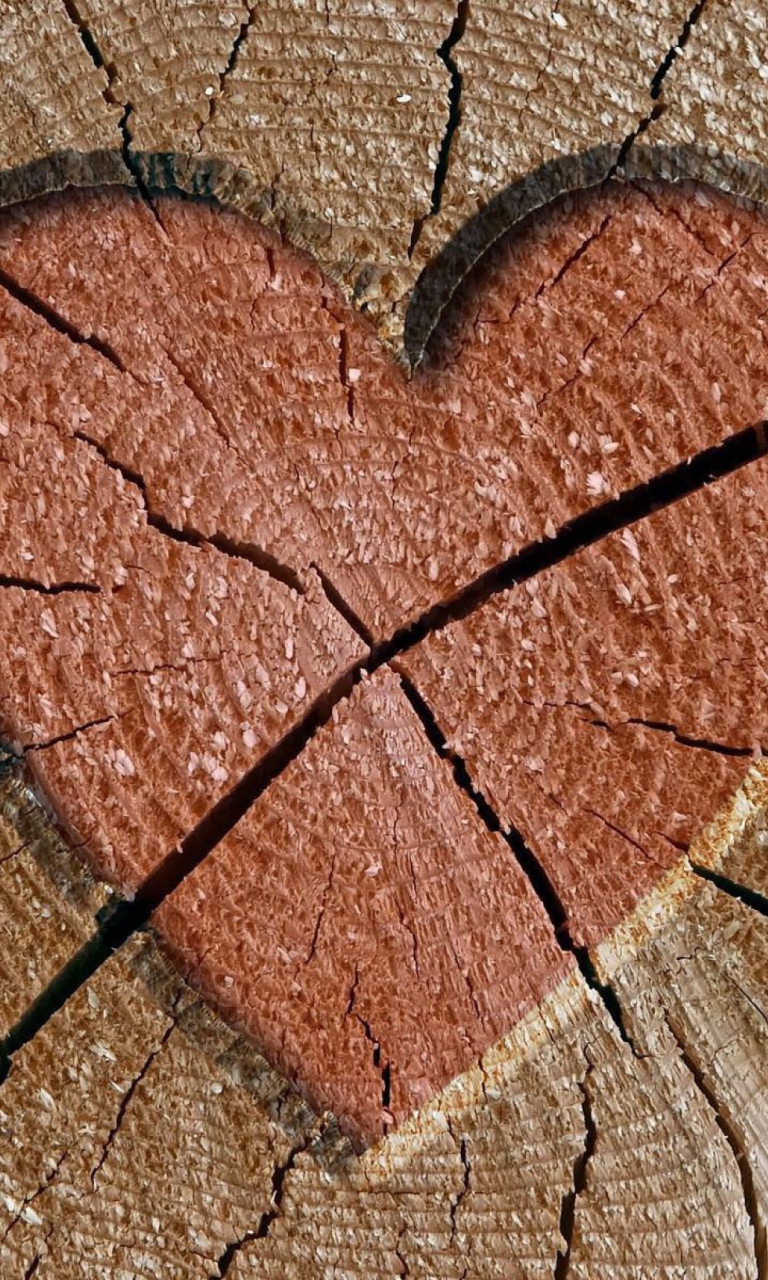 Das Wooden Heart Wallpaper 768x1280