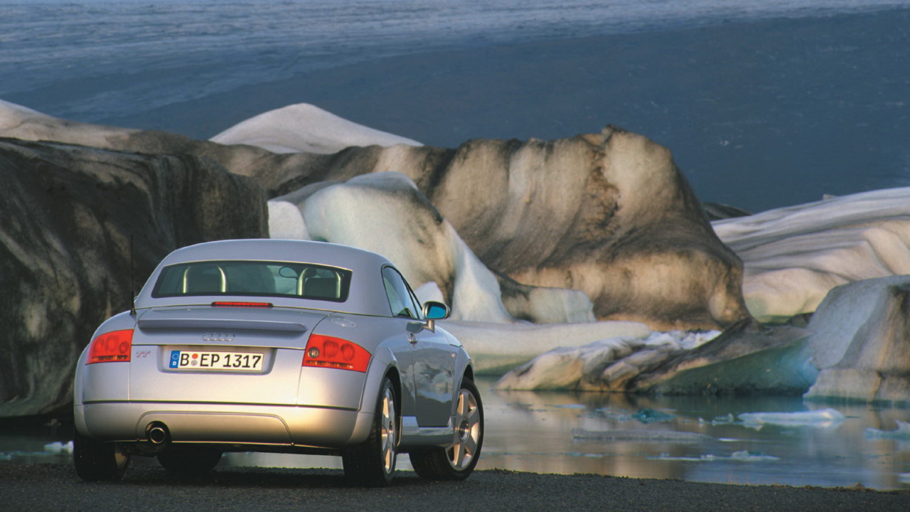Screenshot №1 pro téma Audi TT Hardtop 1280x720