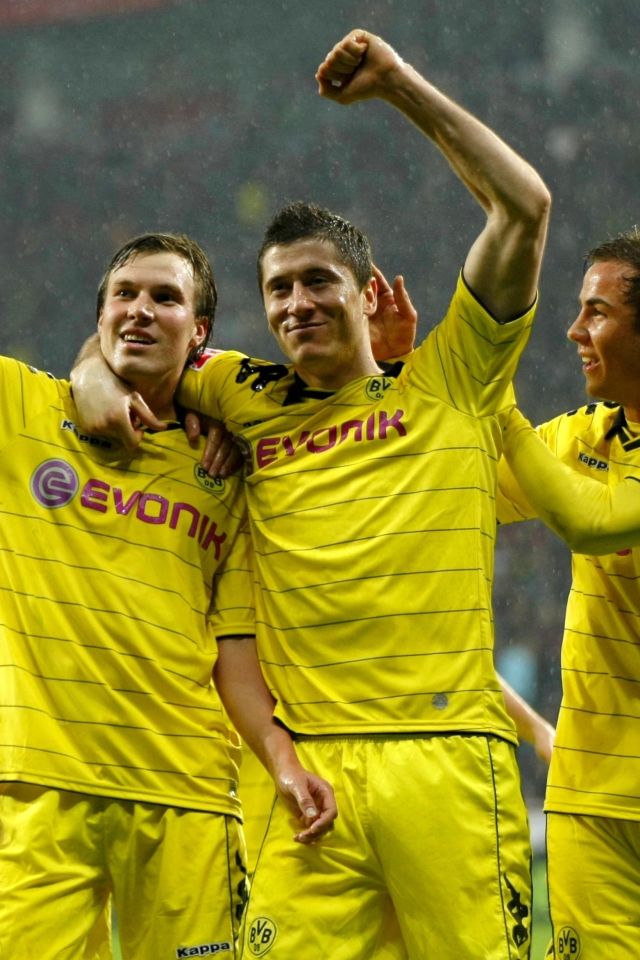 Sfondi Borussia Dortmund 640x960