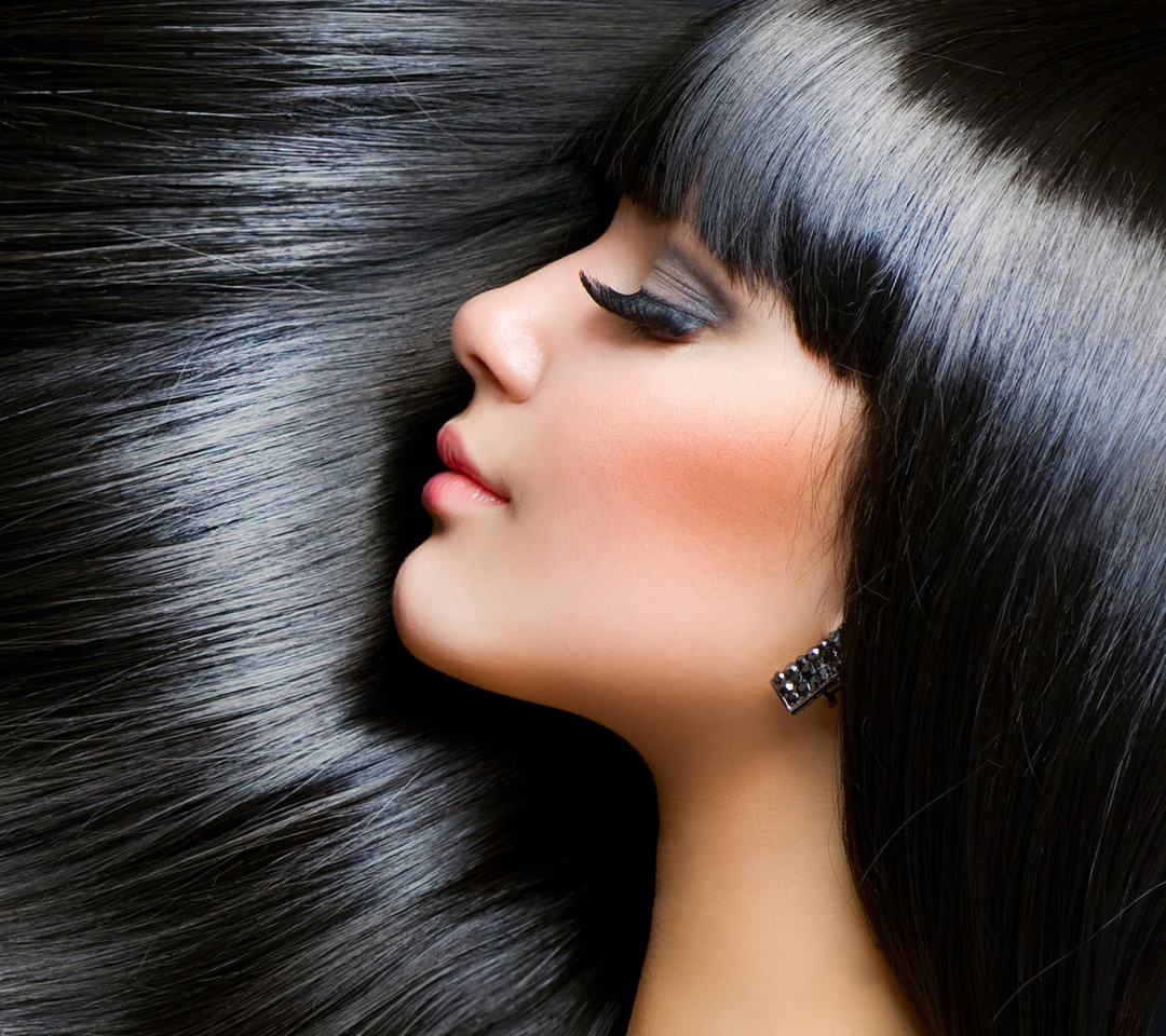 Das Gorgeous Brunette With Perfect Black Hair Wallpaper 1080x960