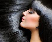 Обои Gorgeous Brunette With Perfect Black Hair 176x144