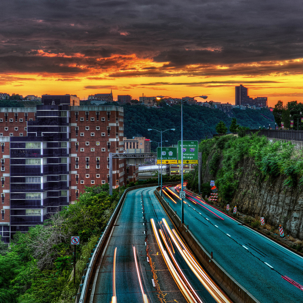 Fondo de pantalla Streets in Pittsburgh Pennsylvania 1024x1024