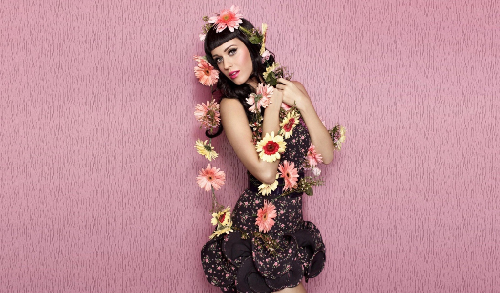Das Katy Perry Wearing Flowered Dress Wallpaper 1024x600