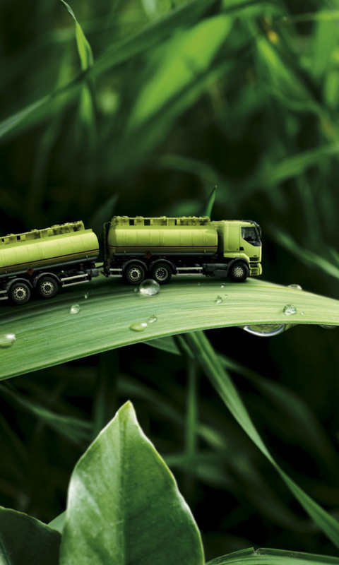 Green Truck wallpaper 480x800