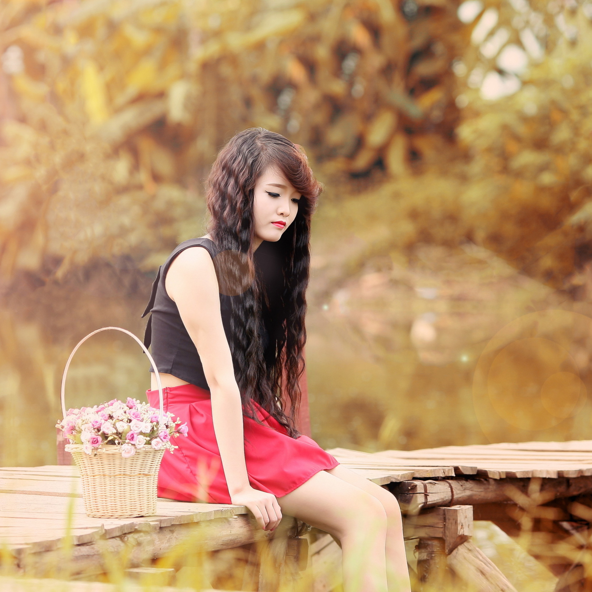 Sad Asian Girl With Flower Basket wallpaper 2048x2048