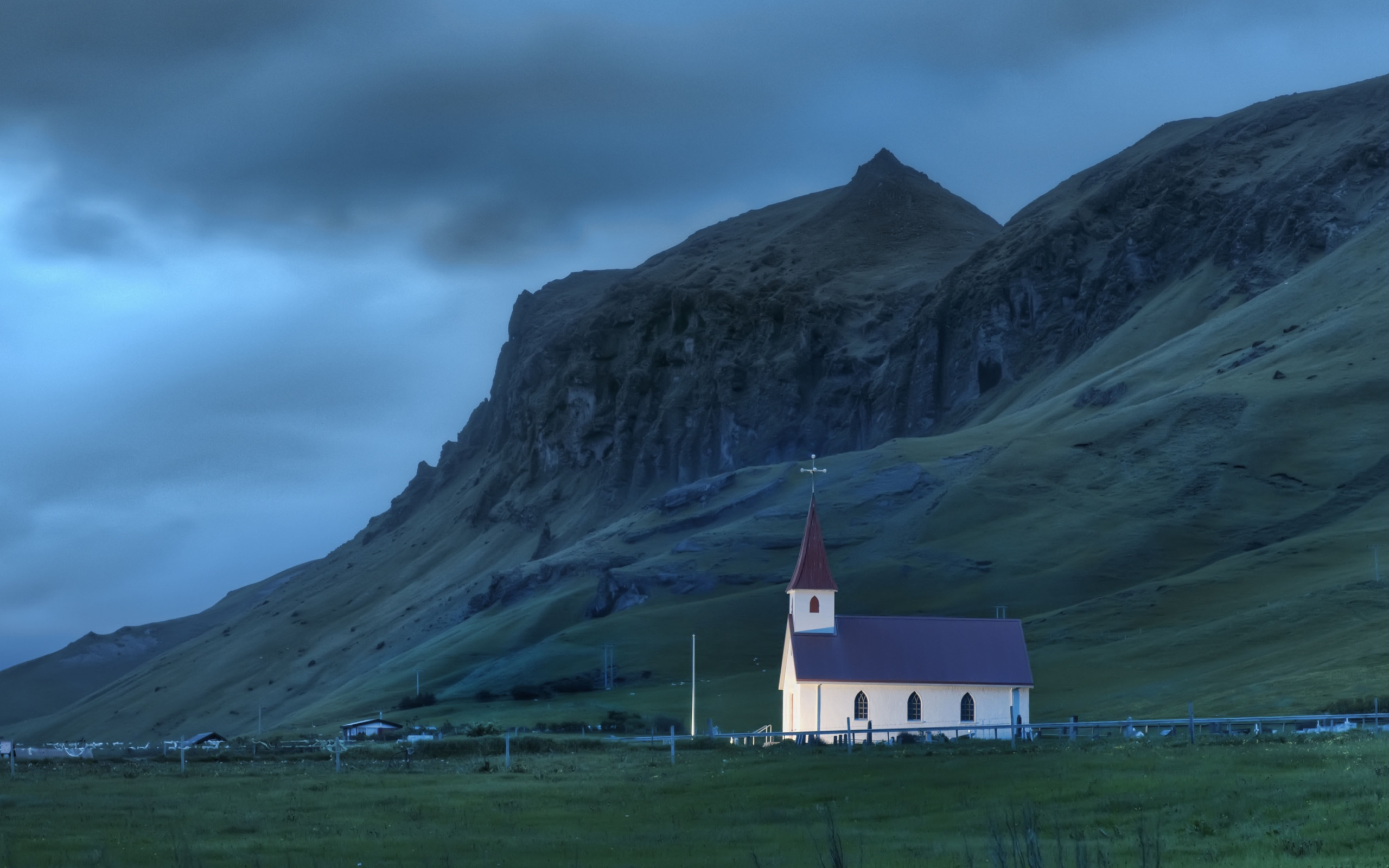 Das Night In Iceland Wallpaper 2560x1600