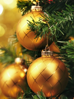 Golden Christmas Tree screenshot #1 240x320