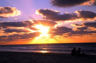 Sunset On The Beach - Obrázkek zdarma 