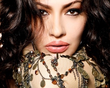 Adelina Ismajli Albanian Singer screenshot #1 220x176