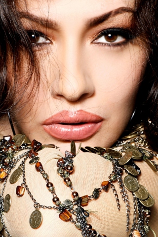 Adelina Ismajli Albanian Singer screenshot #1 320x480