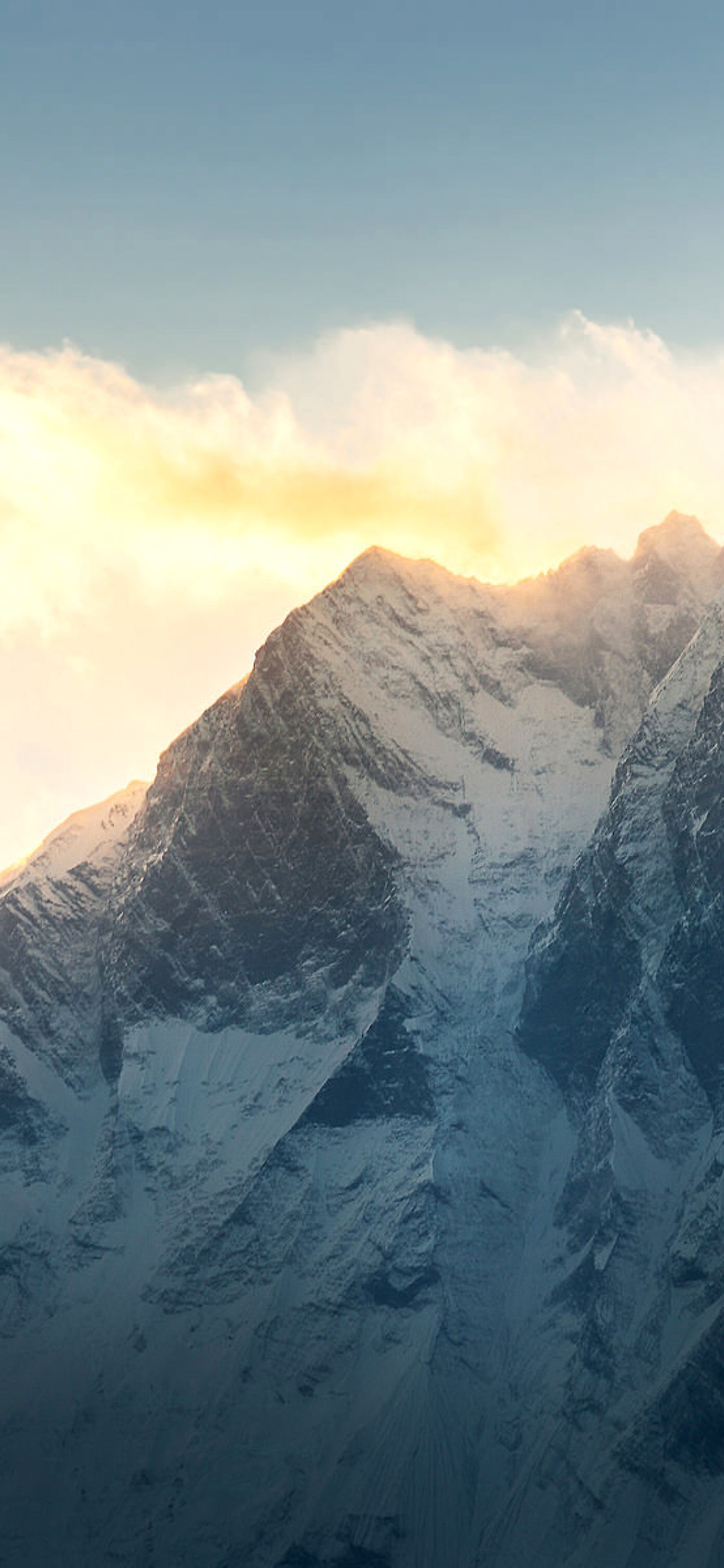 Everest in Nepal screenshot #1 1170x2532