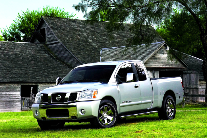 Обои Nissan Titan