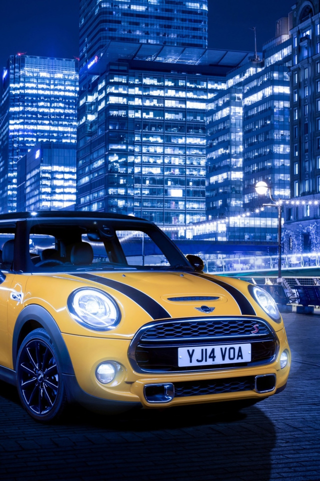 Screenshot №1 pro téma Mini Cooper S 2014 640x960