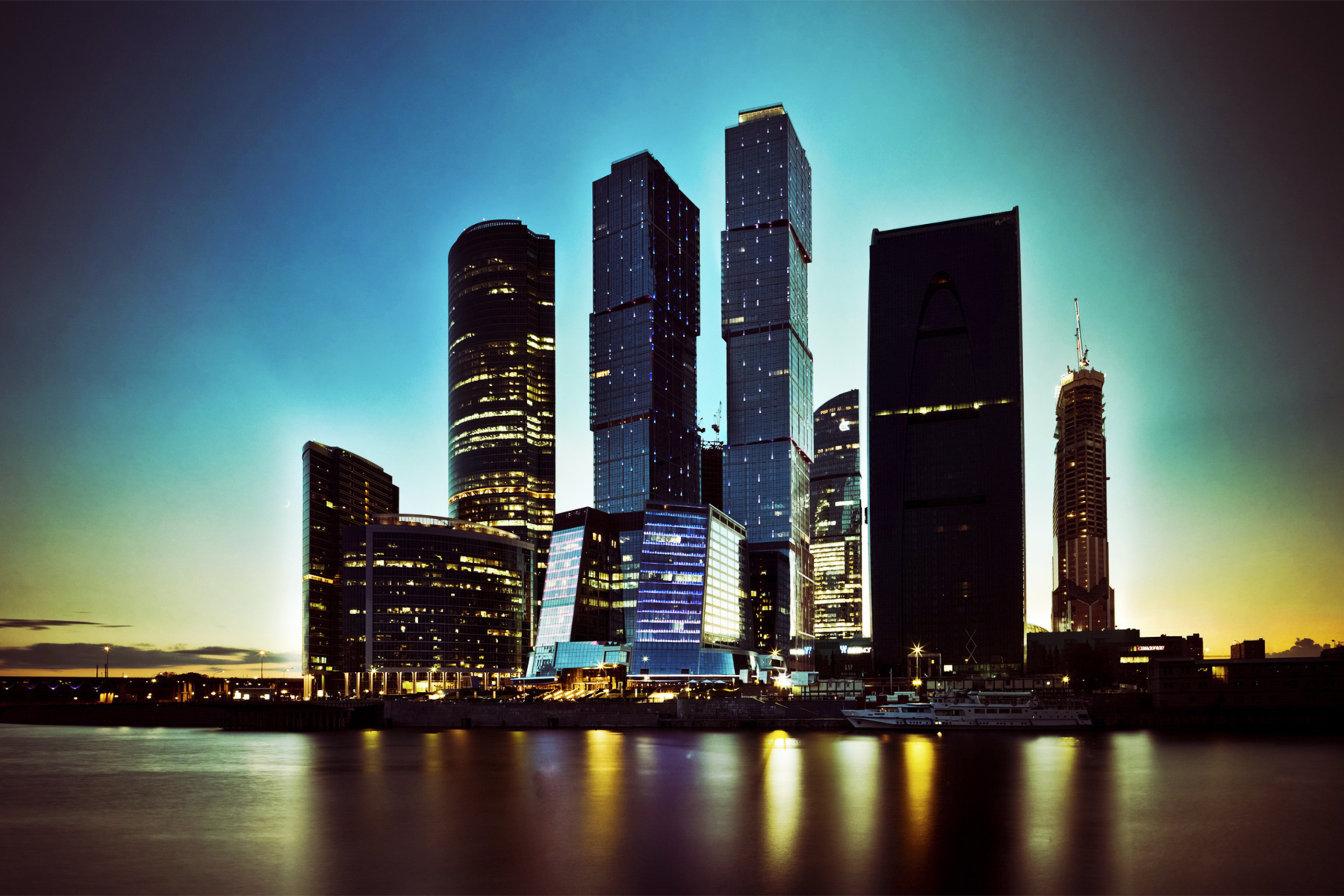 Обои Moscow City Skyscrapers 2880x1920