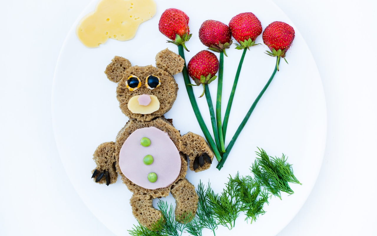 Обои Happy Breakfast Bear 1280x800