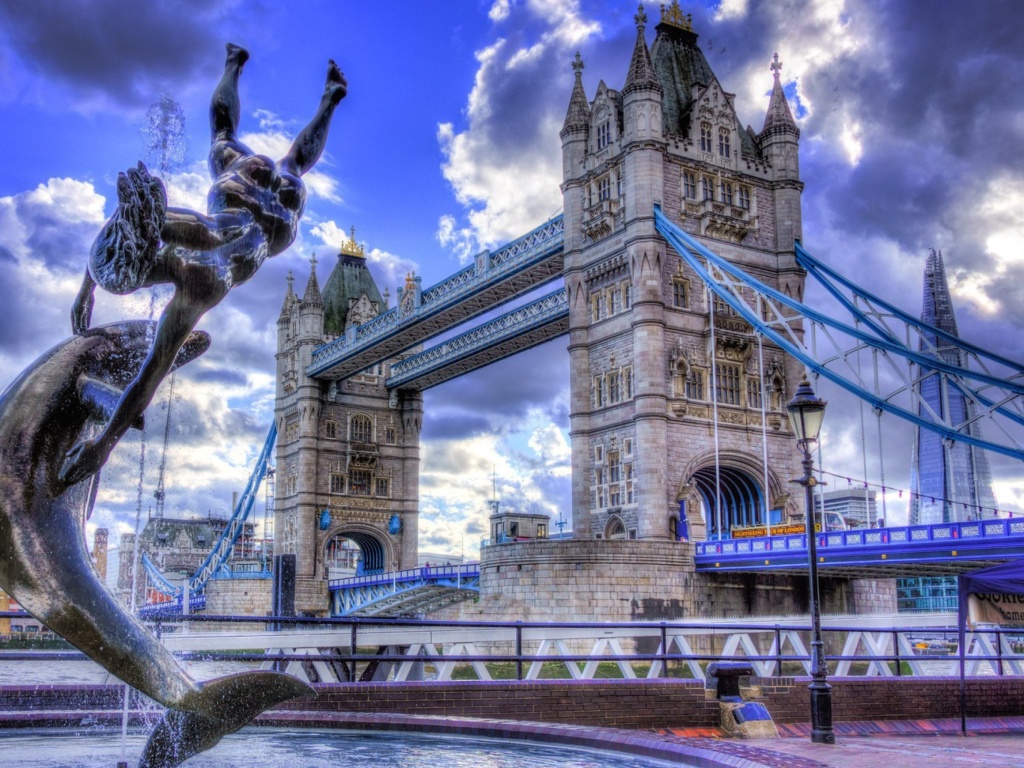 Fondo de pantalla Tower Bridge in London 1024x768