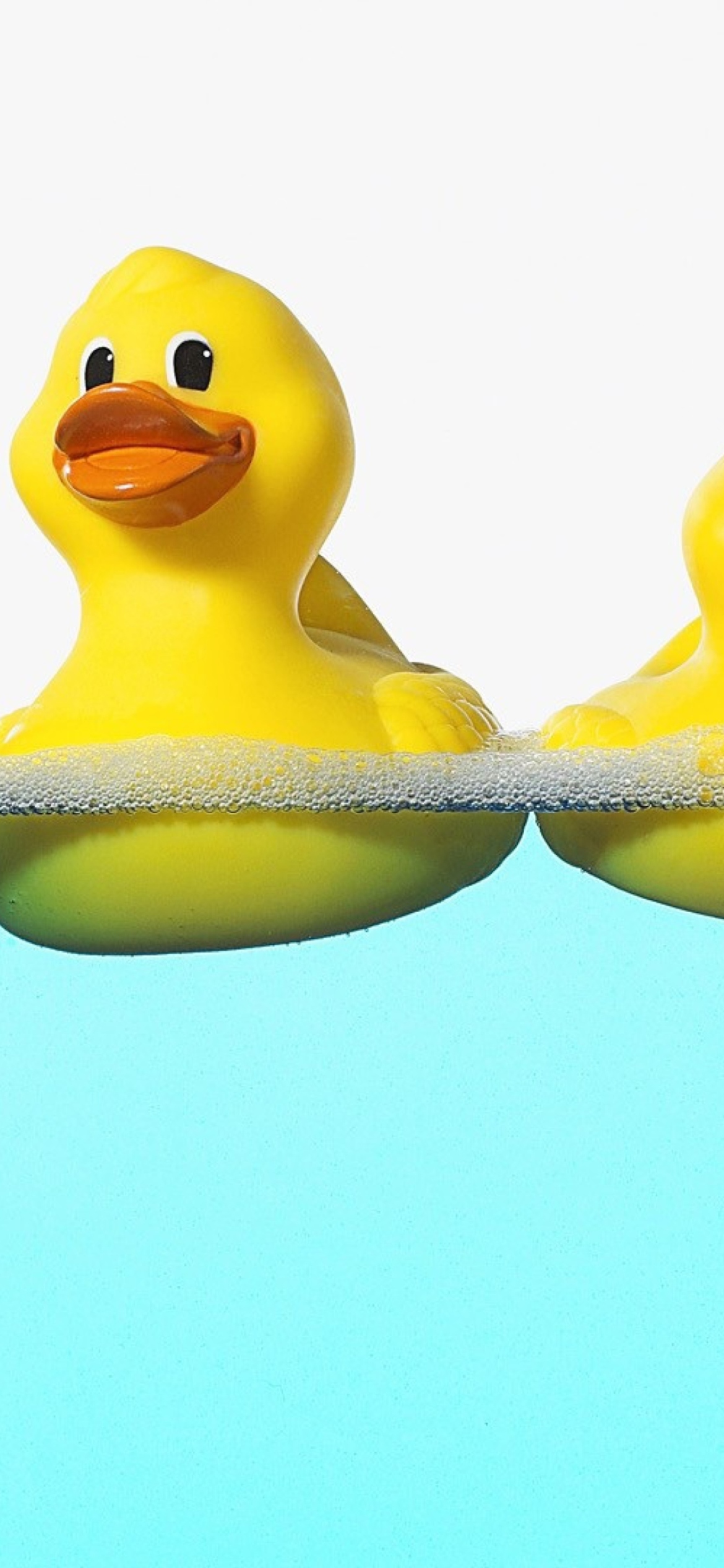 Screenshot №1 pro téma Rubber Ducks Taking Bath 1170x2532