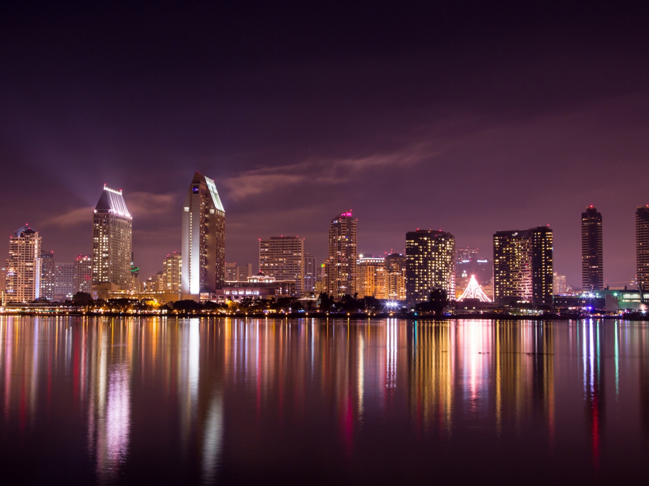 San Diego Skyline wallpaper 1280x960