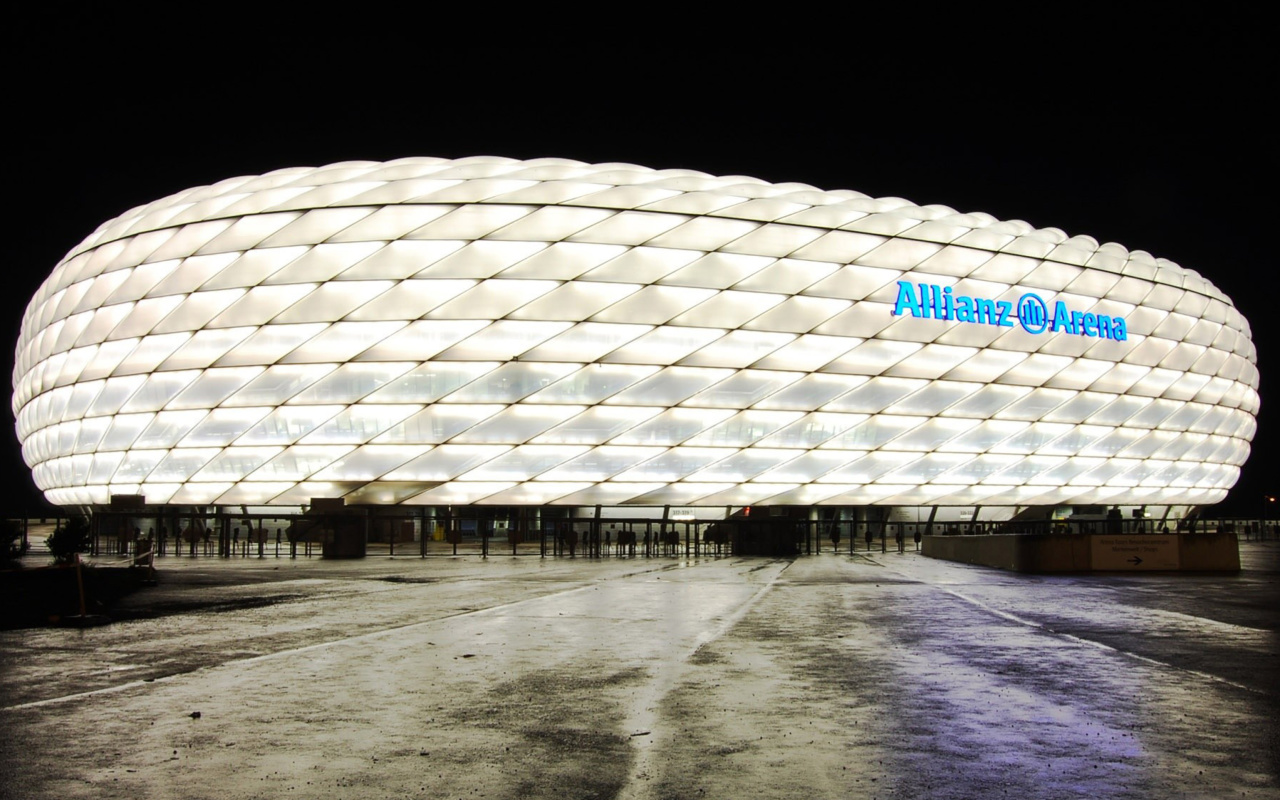 Das Allianz Arena is stadium in Munich Wallpaper 1280x800