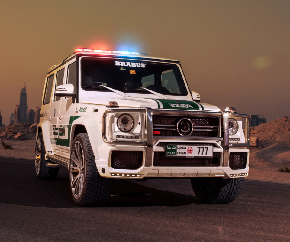 Fondo de pantalla Mercedes Benz G Brabus Police 960x800