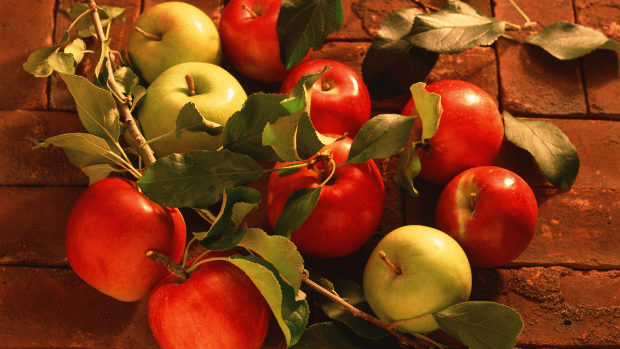 Das Fresh Autumn Apples Wallpaper 1280x720