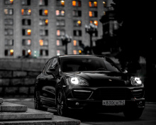 Black Porsche Cayenne GTS screenshot #1 220x176