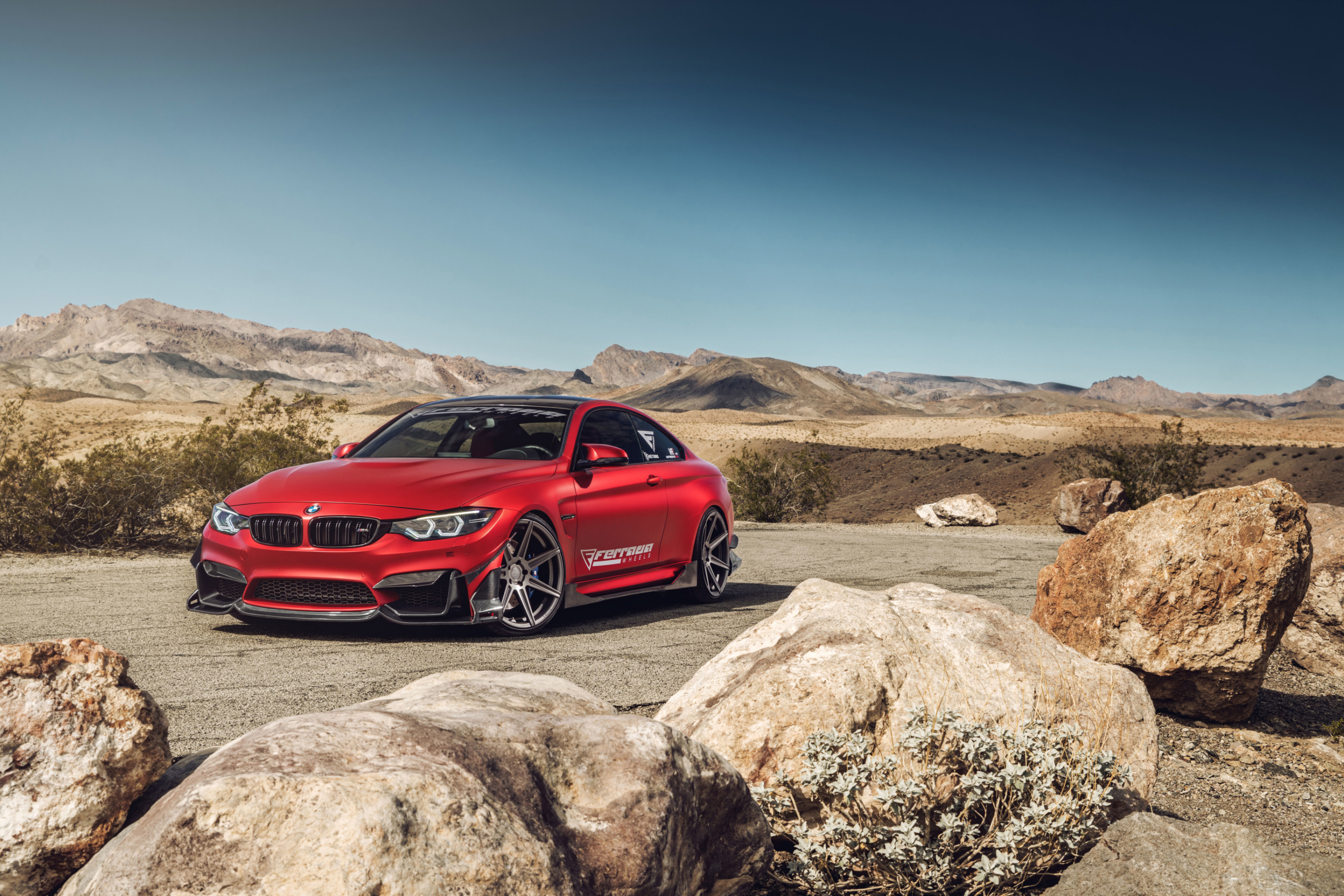 BMW M4 Red screenshot #1 2880x1920