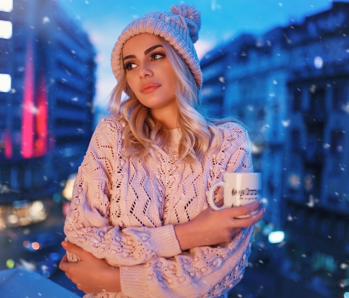 Das Winter stylish woman Wallpaper 1200x1024