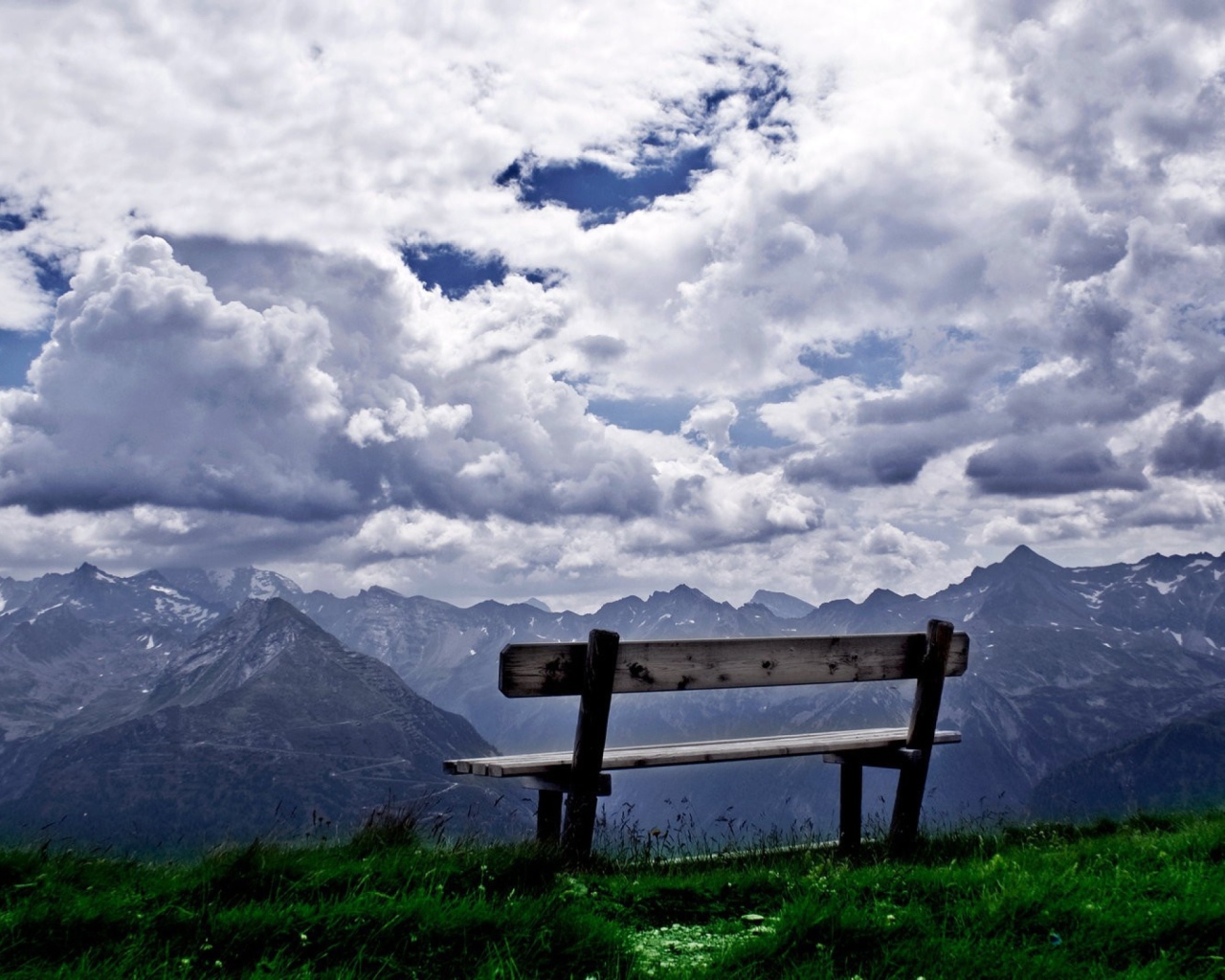 Sfondi Bench On Top Of Mountain 1280x1024