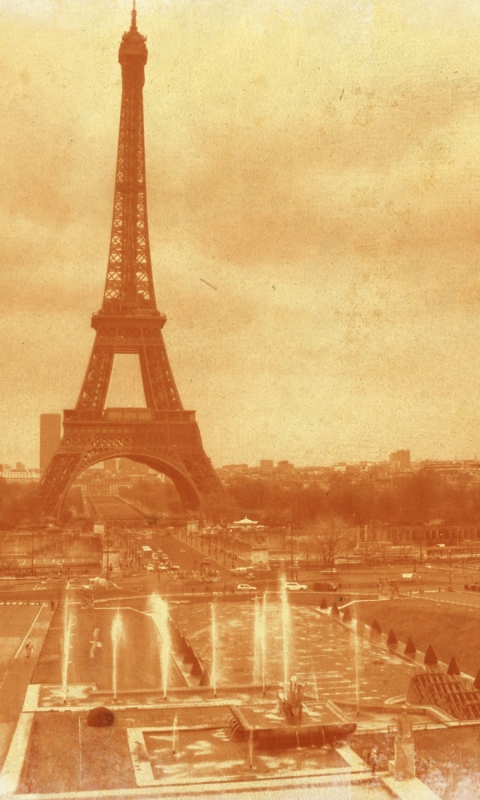 Old Photo Of Eiffel Tower wallpaper 480x800
